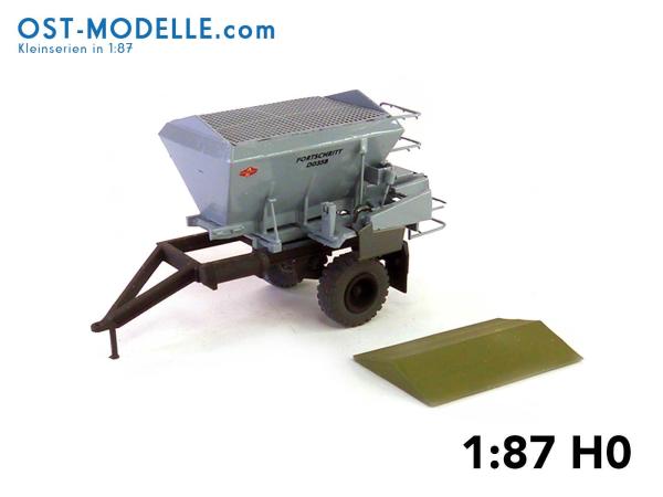 Düngerstreuer D035B auf Anhängerfahrgestell grau